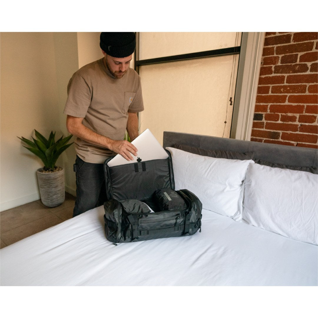 HEXAD Carryall Duffel
