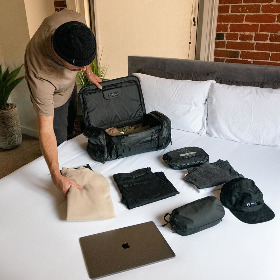 HEXAD Carryall Duffel
