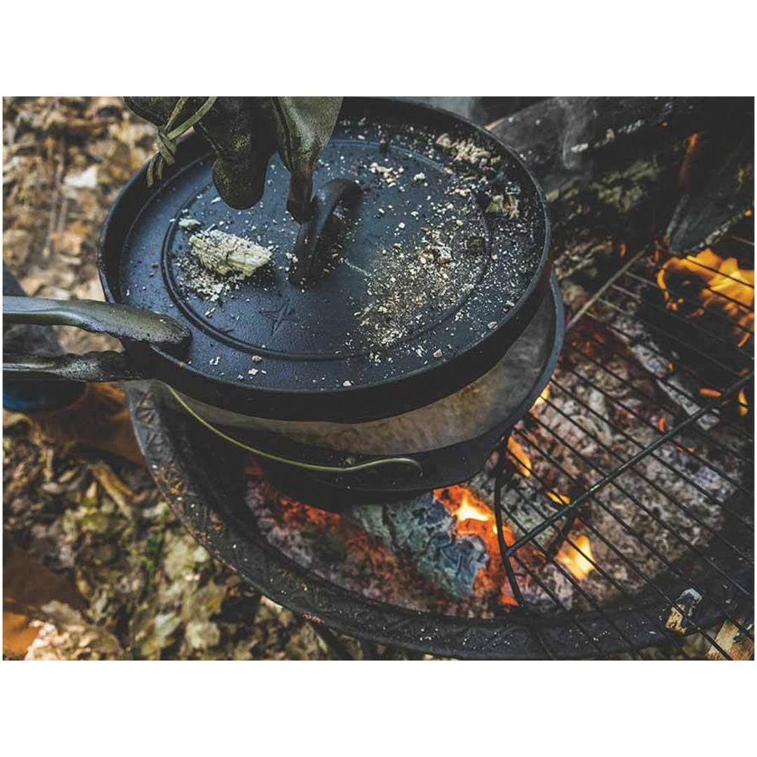 12" 8QT CLASSIC DUTCH OVEN